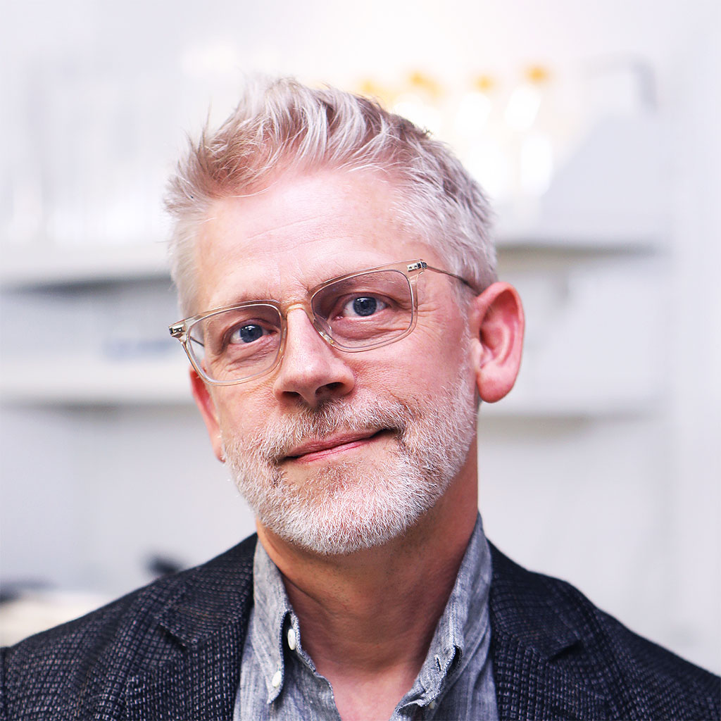Expert Contributor: Dr. Daan Thorn Leeson