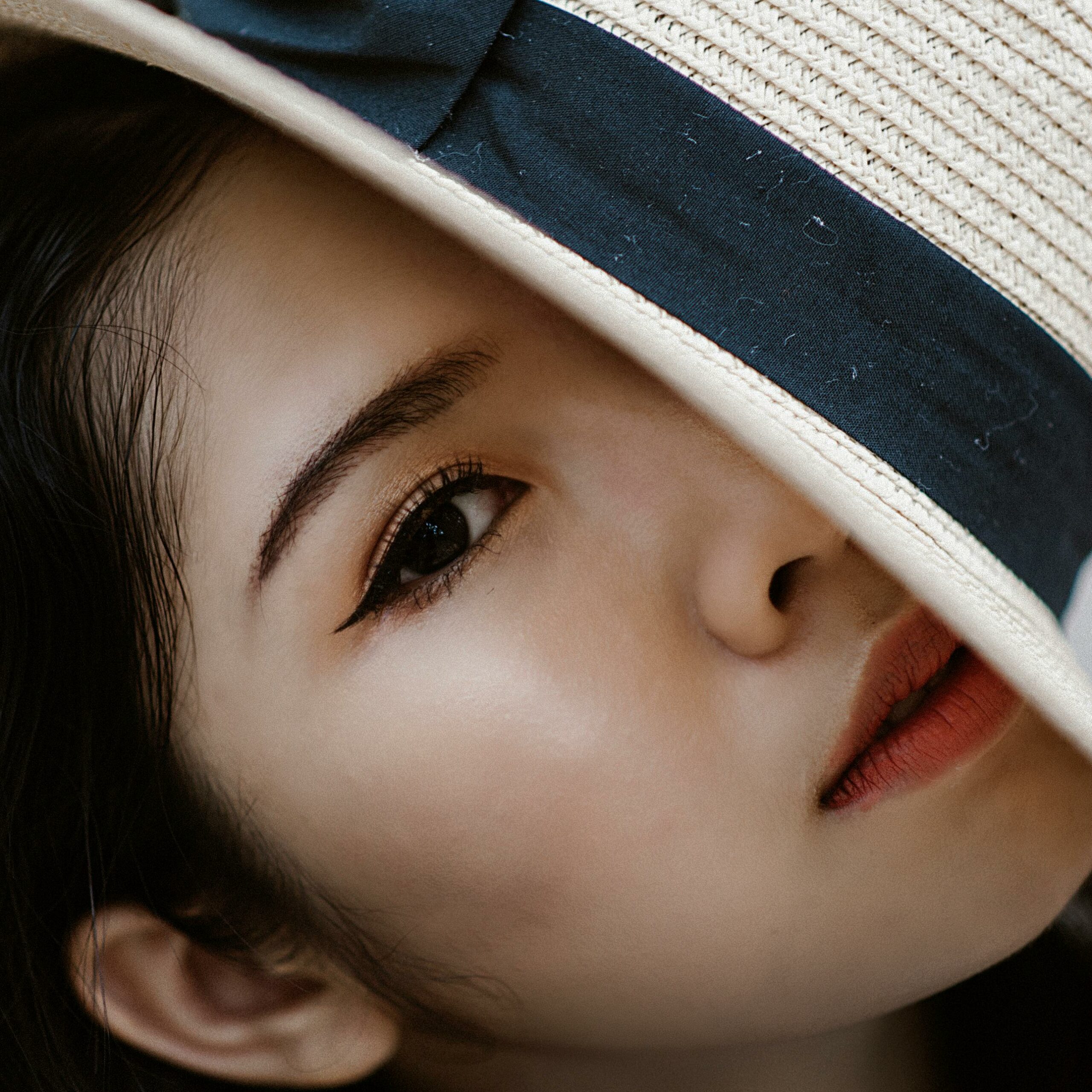 Best Lash and Brow Serums for Growth and Thickness