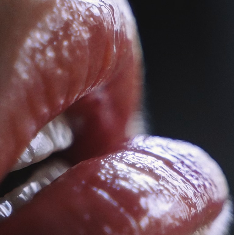 Best Lip Plumper - R+F
