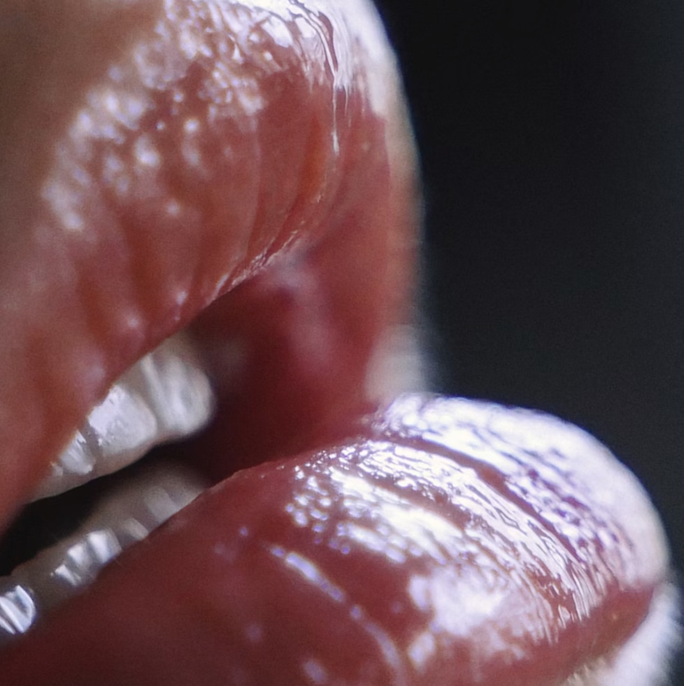 Best Lip Plumper - R+F