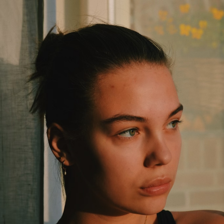 Best Skincare for Sensitive Skin - R+F
