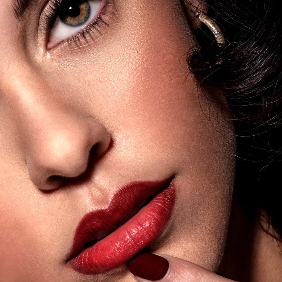 Best Lip Plumper for Over 50 - R+F