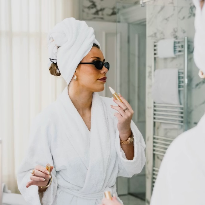 How Often Should You Use Exfoliating Face Scrub? Expert Frequency & Routine Guide - R+F