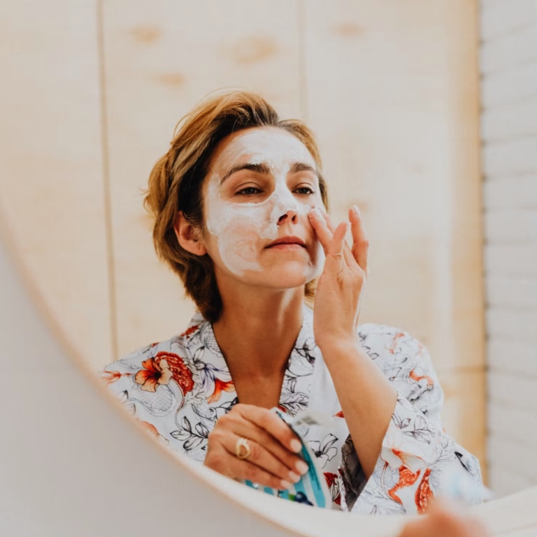 Ultimate Guide to Sensitive Skincare: What It Is, Symptoms, Causes & How to Care for It - R+F