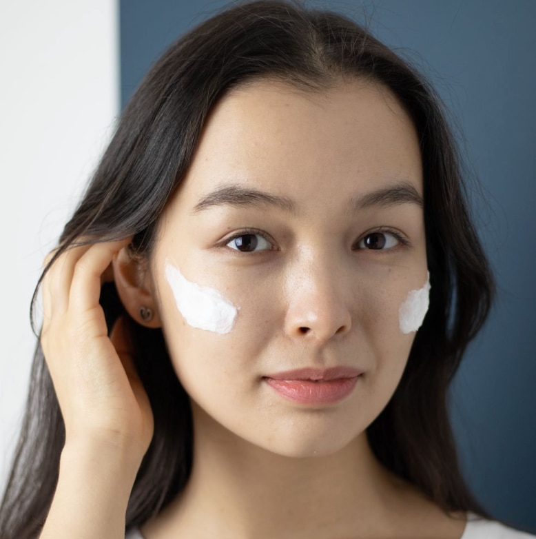 Sensitive Skincare Trends for 2026: Barrier-Focused & Gentle Actives - R+F