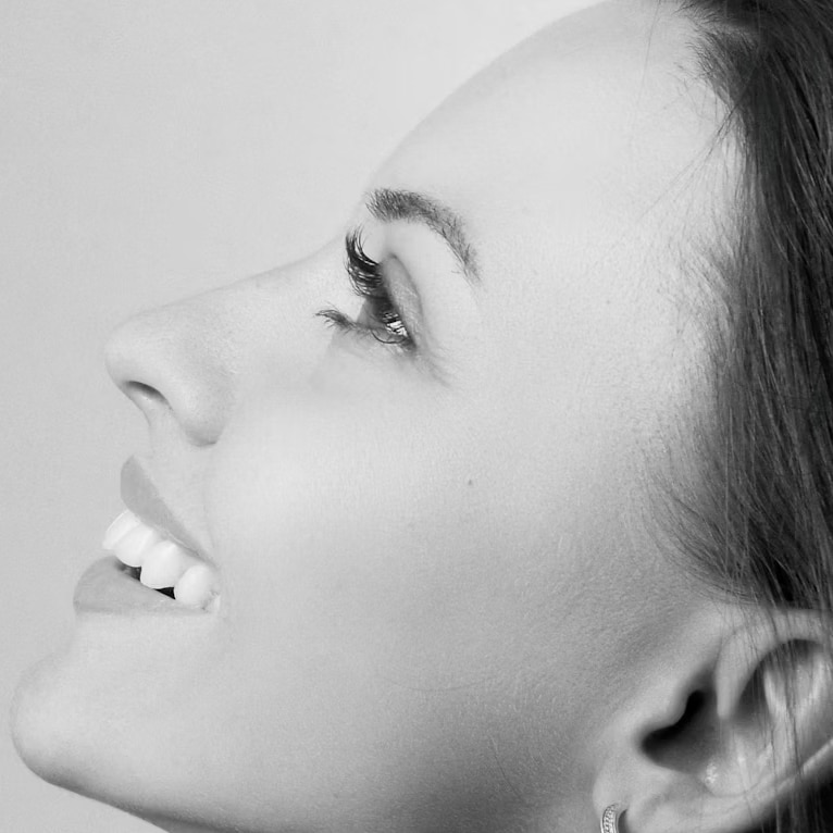 How to Use Hyaluronic Acid Serum in 2026 - R+F