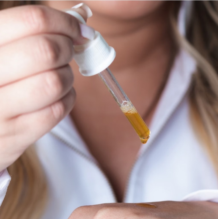 Best Vitamin C Skin Serum - R+F
