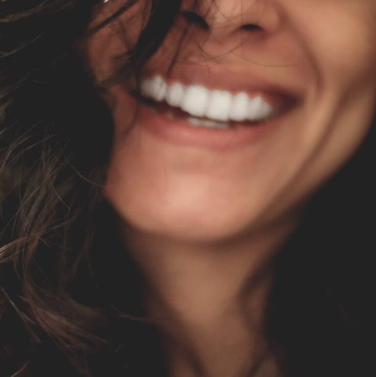 Best Retinol Products Recommended by Dermatologists - R+F