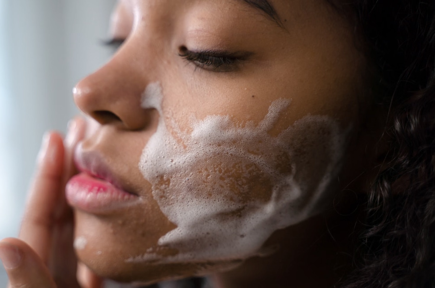 Best Acne Face Wash - R+F