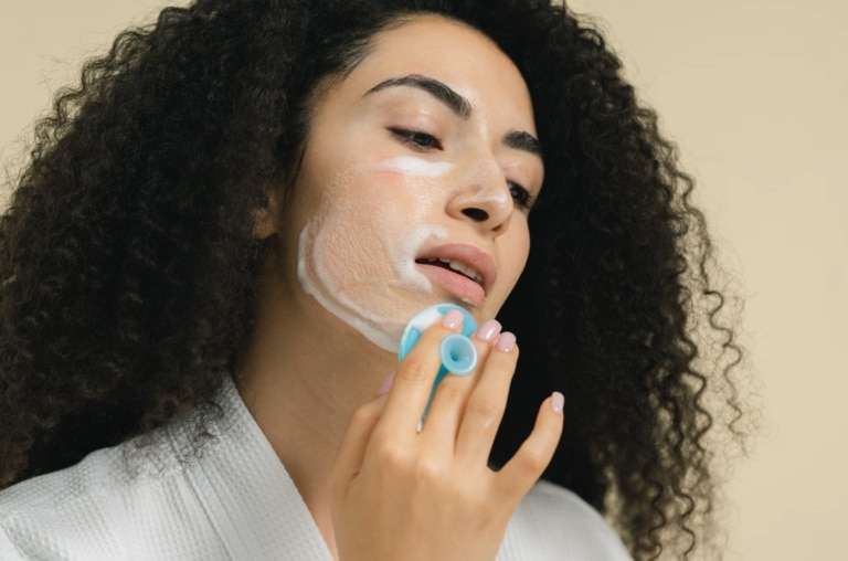 Benzoyl Peroxide vs Salicylic Acid for Acne: Which Works Better? - R+F