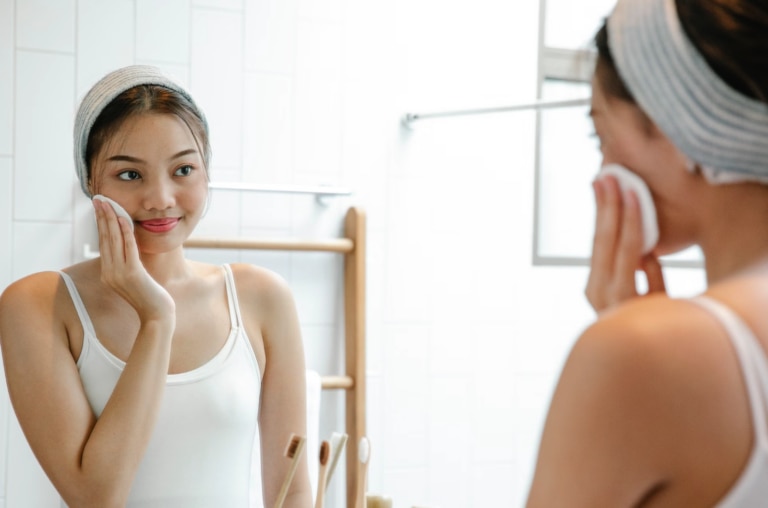 Can You Use Benzoyl Peroxide and Salicylic Acid Together for Acne? - R+F