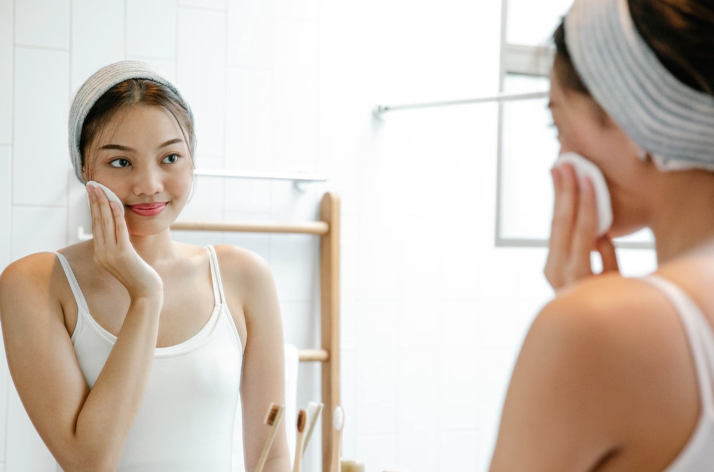 Can You Use Benzoyl Peroxide and Salicylic Acid Together for Acne? - R+F