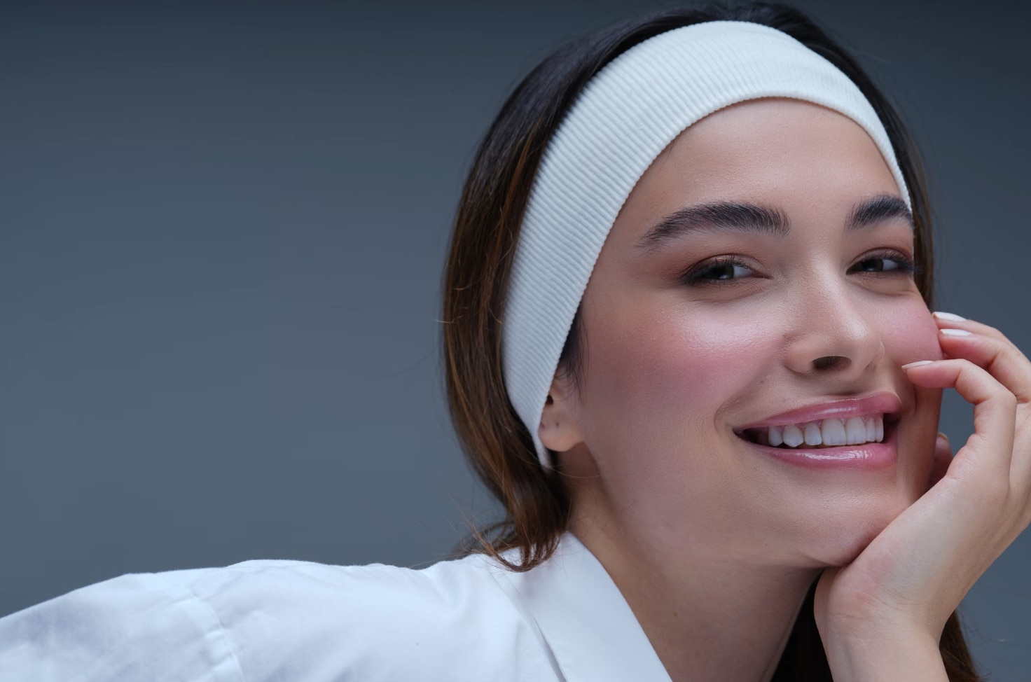 What Is Benzoyl Peroxide and What Does It Do? - R+F