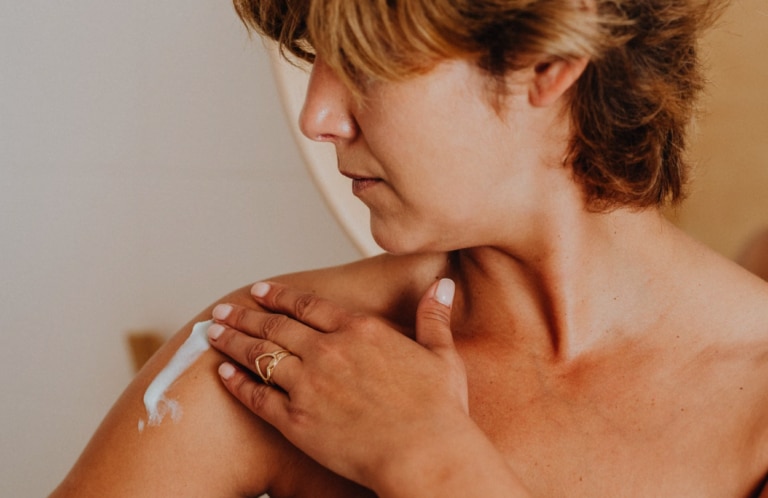 Best Body Lotion For Aging Skin - R+F