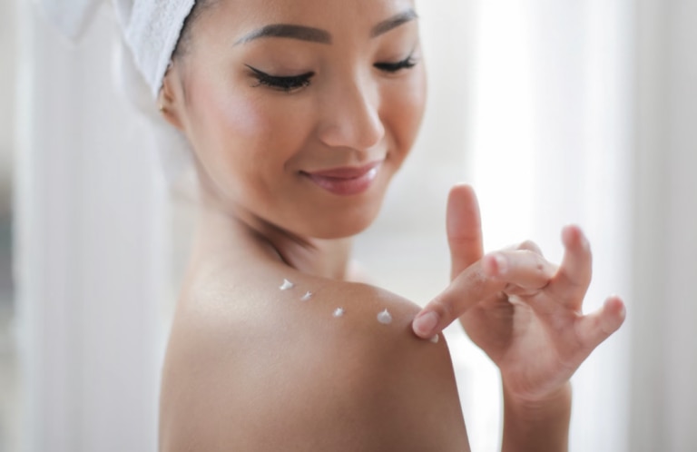 Best Body Moisturizer For Dry Skin - R+F