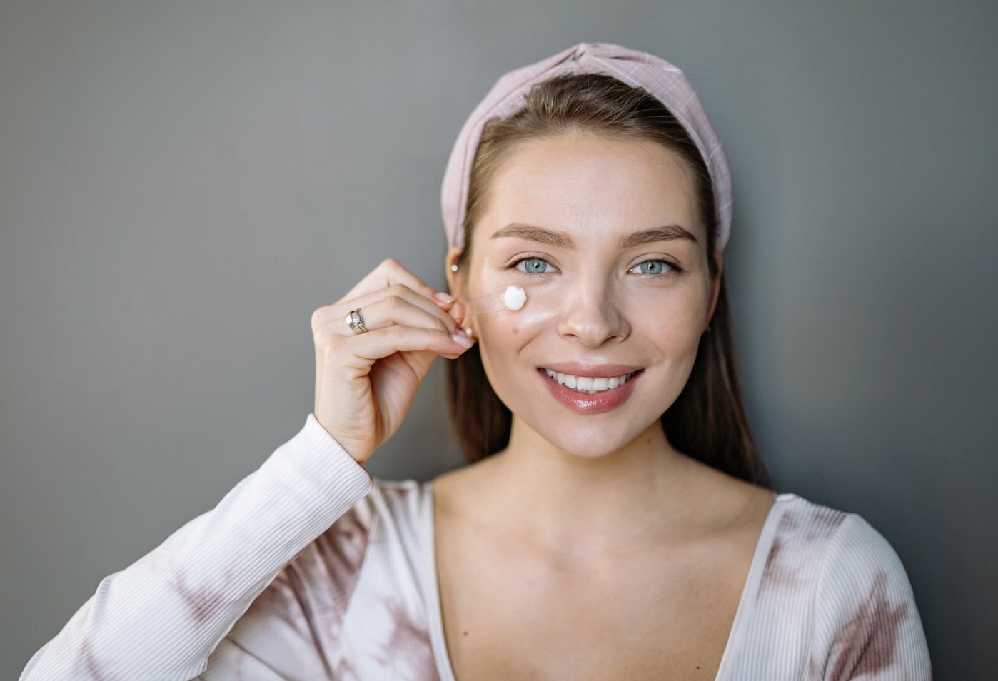 Eye Cream in 2026: Current Trends and Selection Advice