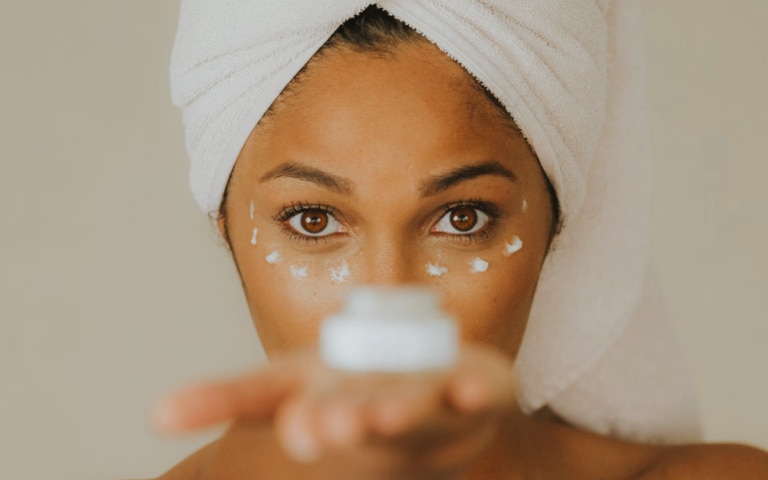 Best Hydrating Under Eye Cream - R+F